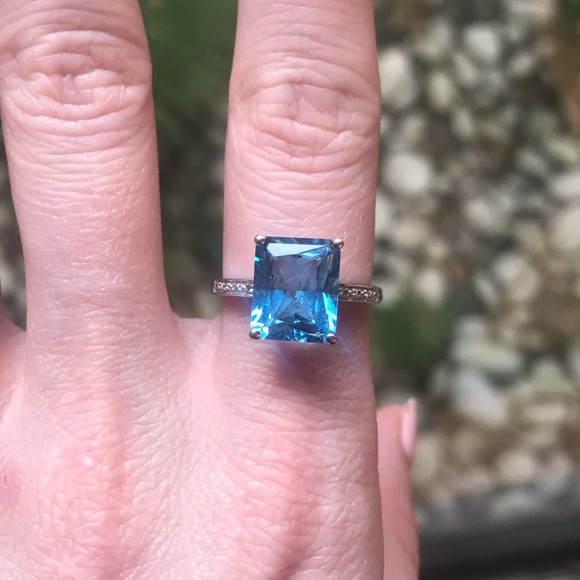 10K Topaz Diamond Solid White Gold Giant Gem Ring - Picture 15 of 16